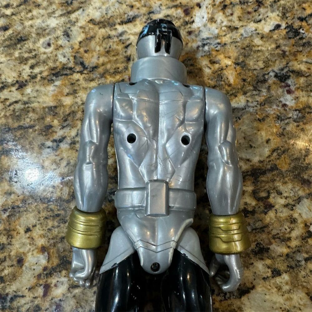 Power Rangers Super Megaforce 12" Silver Ranger Action Figure Bandai - Picture 9 of 11